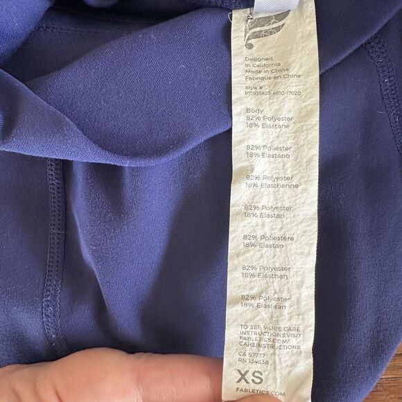 Fabletics Sleek Knit Drawstring Pants Joggers Blue XS - Picture 8 of 8